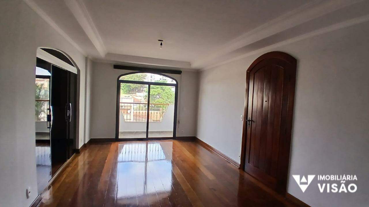 Apartamento para aluguel no Centro: 