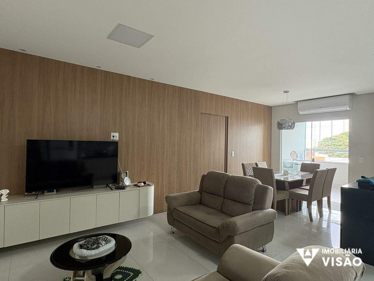 Apartamento à venda no Mercês: 