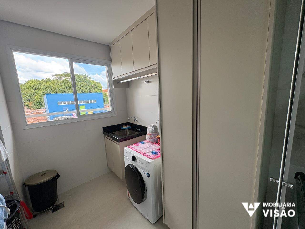 Apartamento à venda no Mercês: 