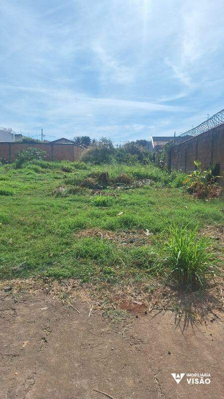 Terreno à venda no Jardim Maracanã: 