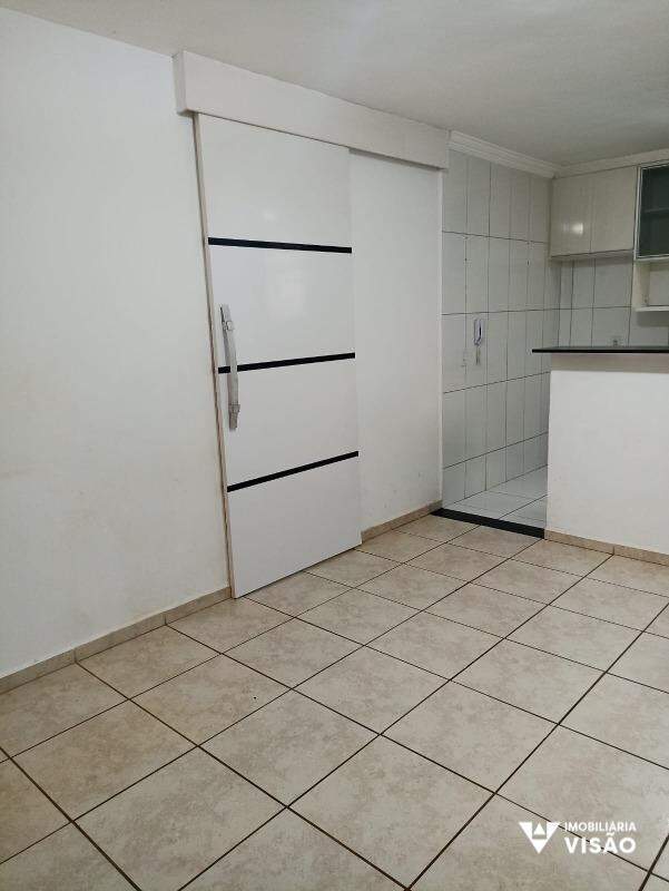 Apartamento à venda no Conjunto Manoel Mendes: 