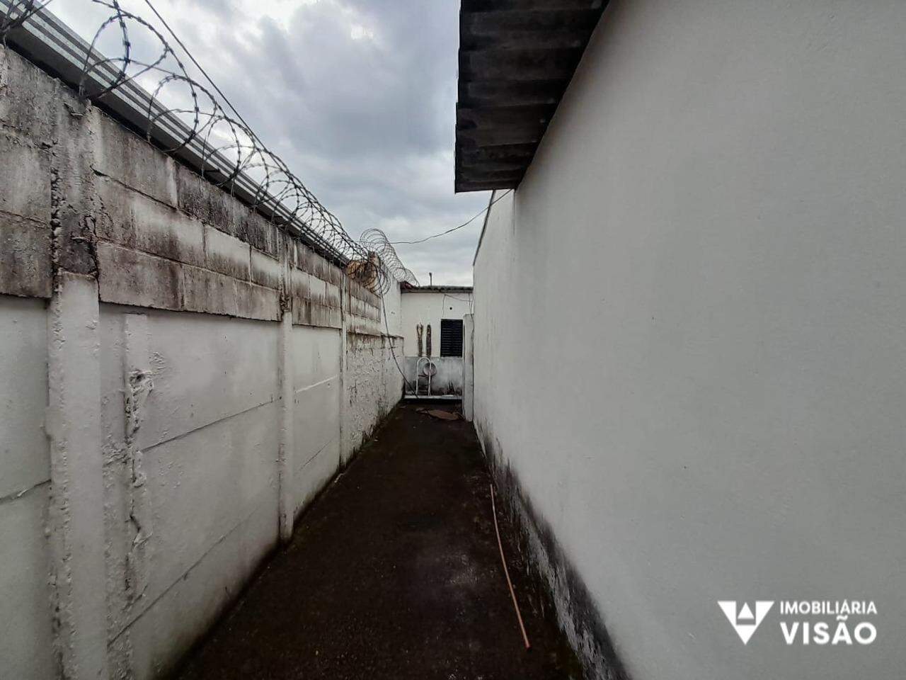 Casa à venda no Conjunto Cássio Rezende: Edícula 04