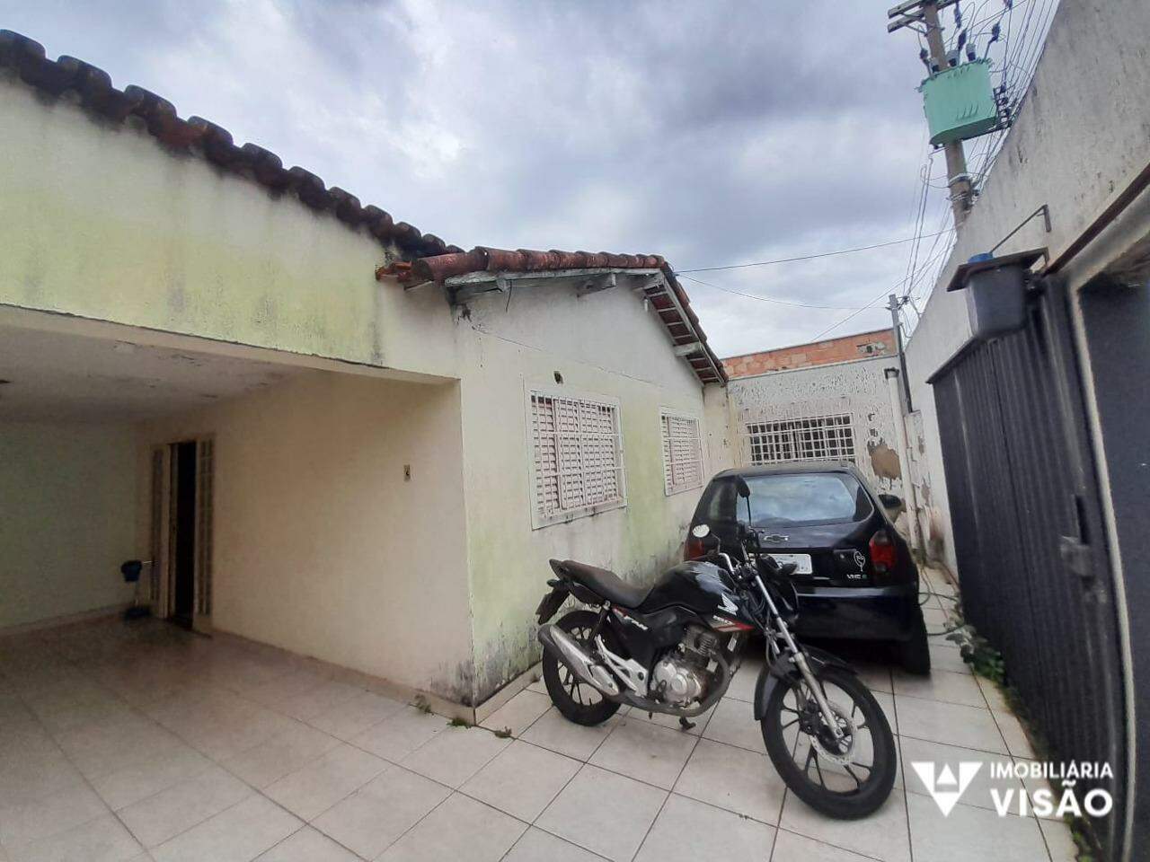 Casa à venda no Conjunto Cássio Rezende: 