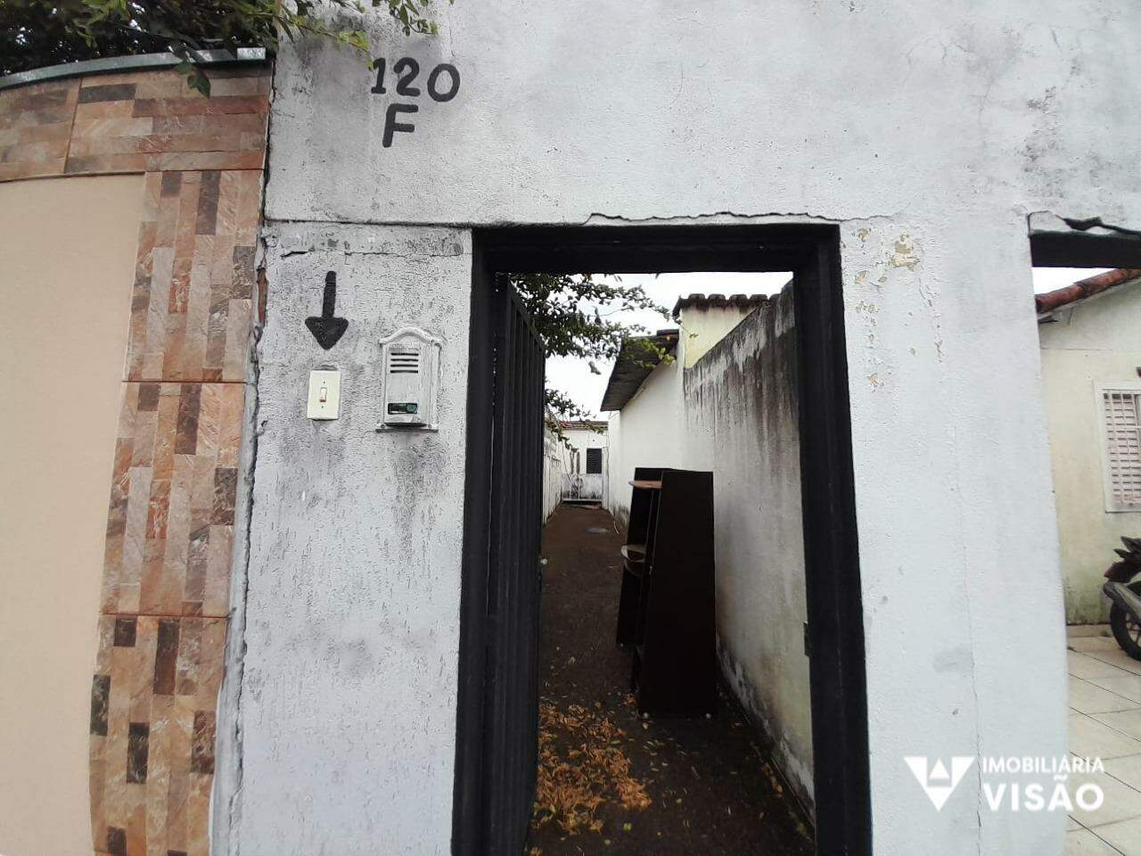 Casa à venda no Conjunto Cássio Rezende: Edícula 01