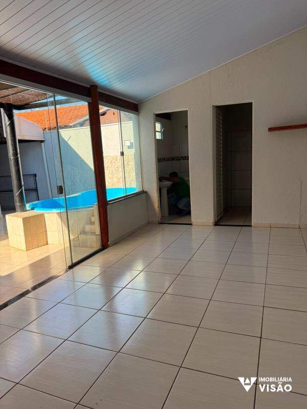 Casa à venda no Jardim Elza Amuí IV: 