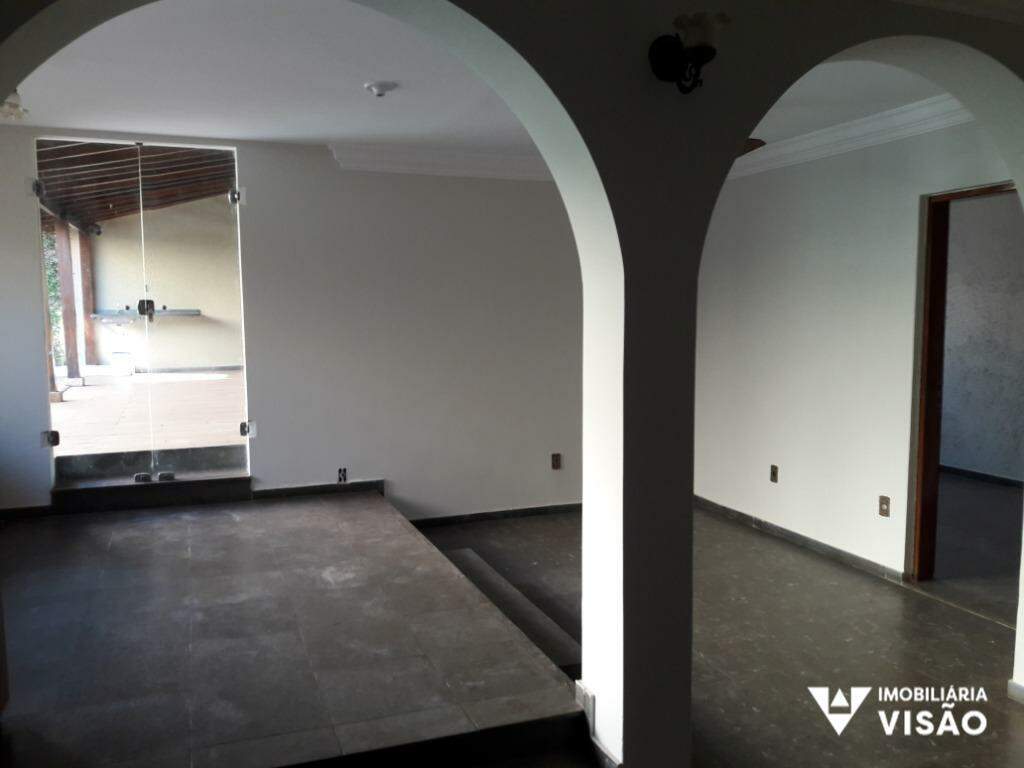 Casa à venda no Fabrício: 