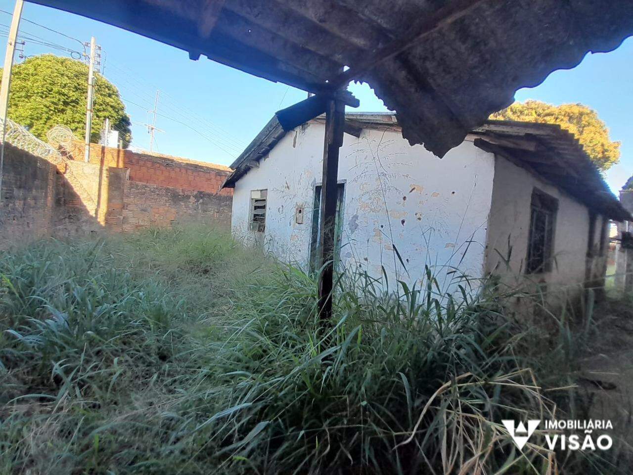 Terreno à venda no Vila São Vicente: 