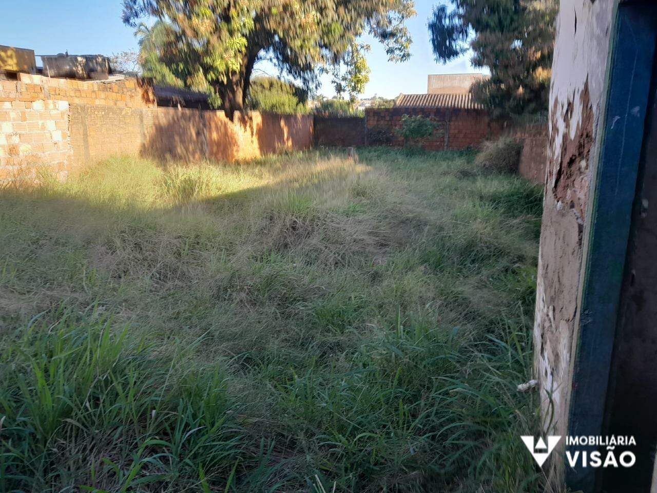 Terreno à venda no Vila São Vicente: 