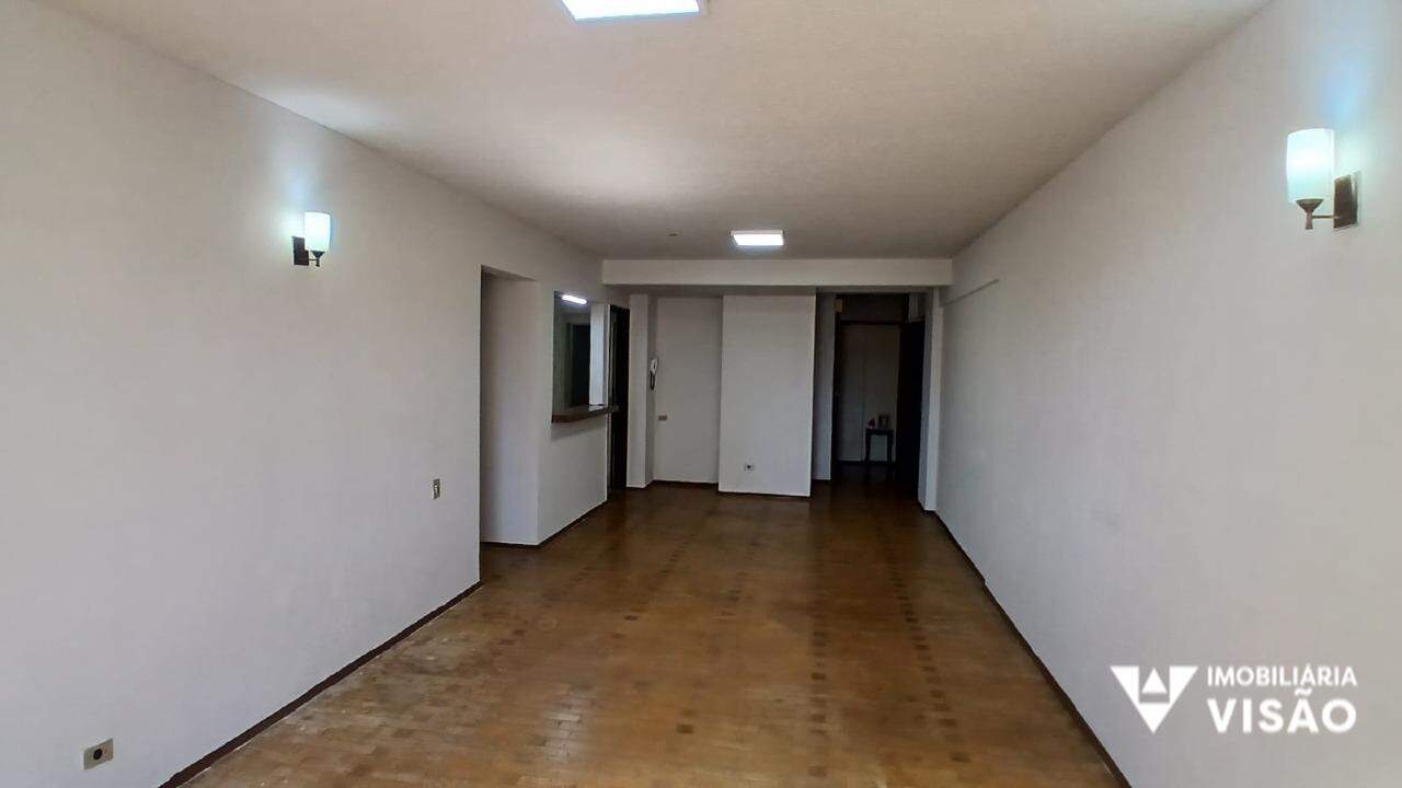 Apartamento para aluguel no Centro: 