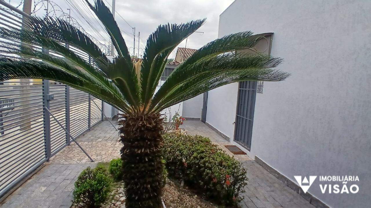Casa para aluguel no CONJUNTO UBERABA I: 