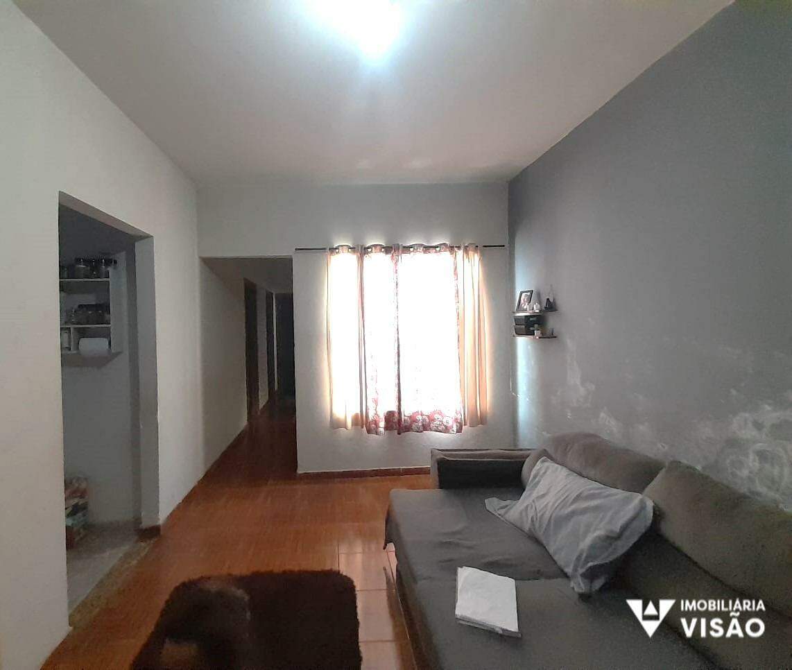 Casa à venda no Residencial 2000: 