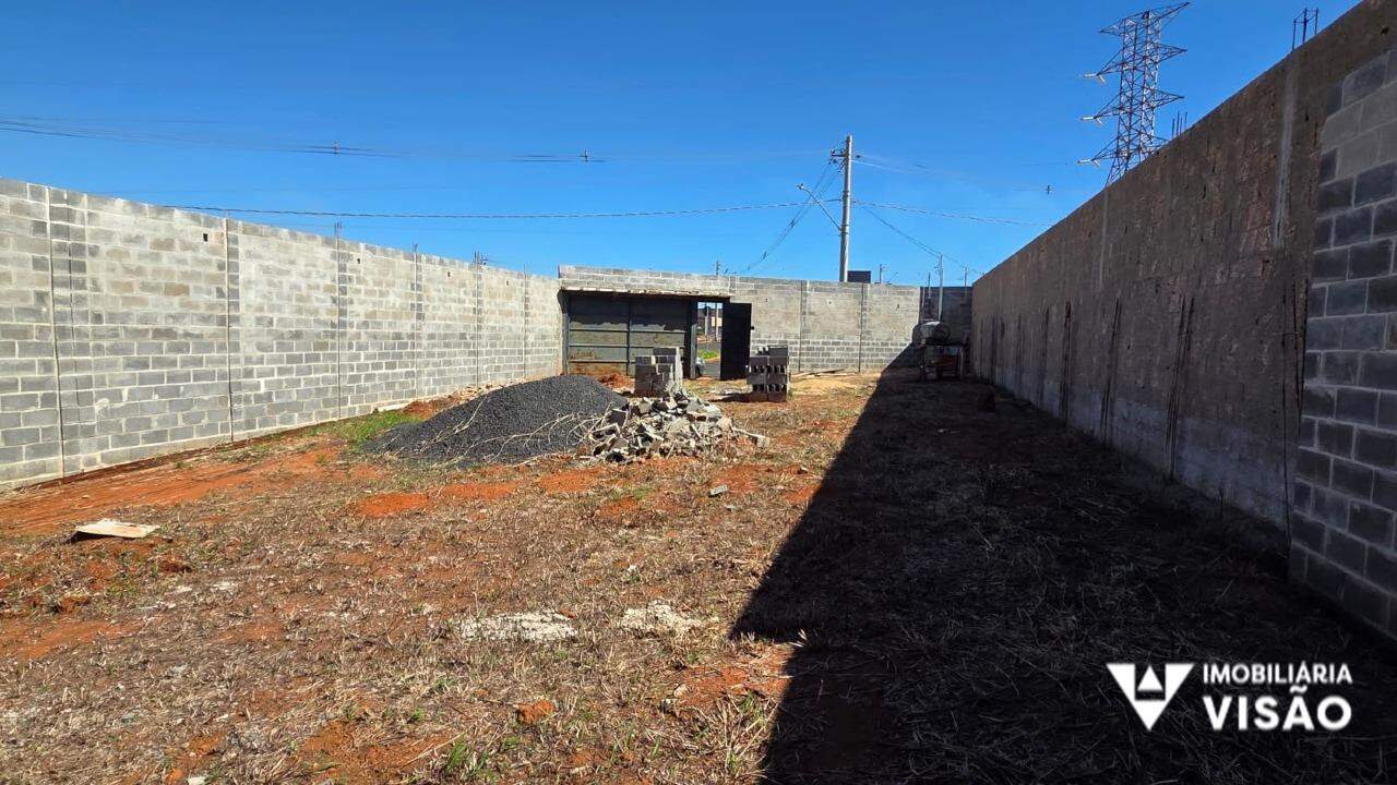 Terreno à venda no PARQUE DAS LARANJEIRAS: 