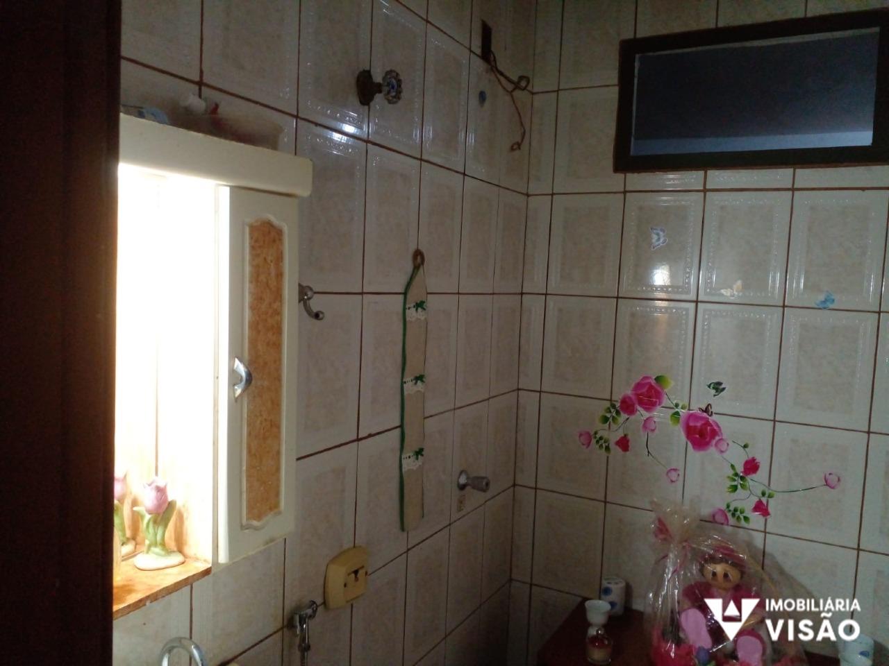 Casa à venda no CONJUNTO GUANABARA: 