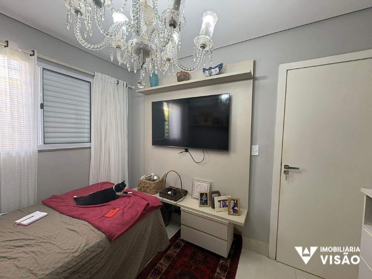 Casa à venda no Beija-Flor: 