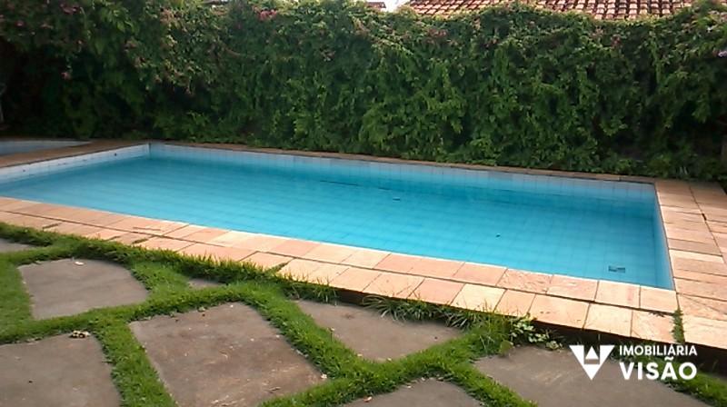 Casa à venda no Mercês: 