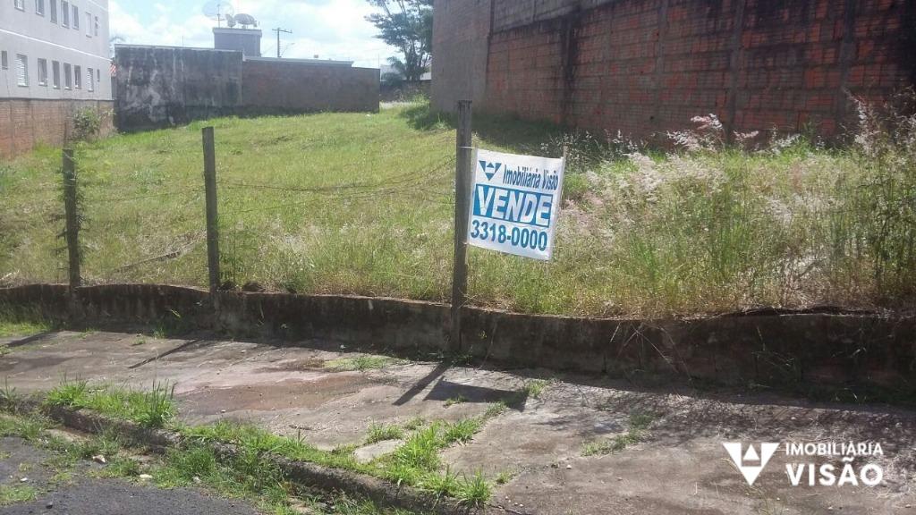 Terreno à venda no Jardim São Bento: 