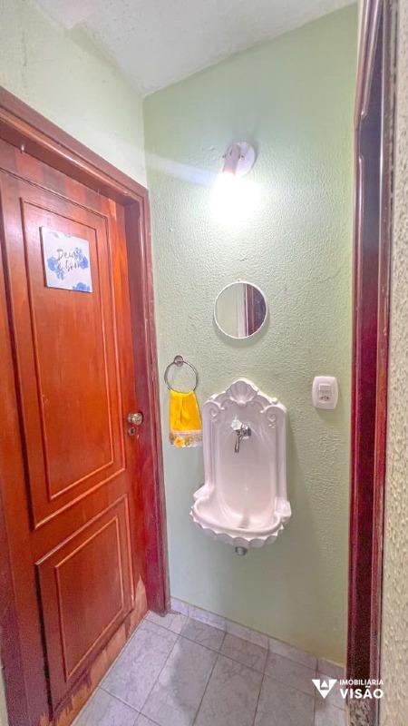 Apartamento à venda no Conjunto Frei Eugênio: 