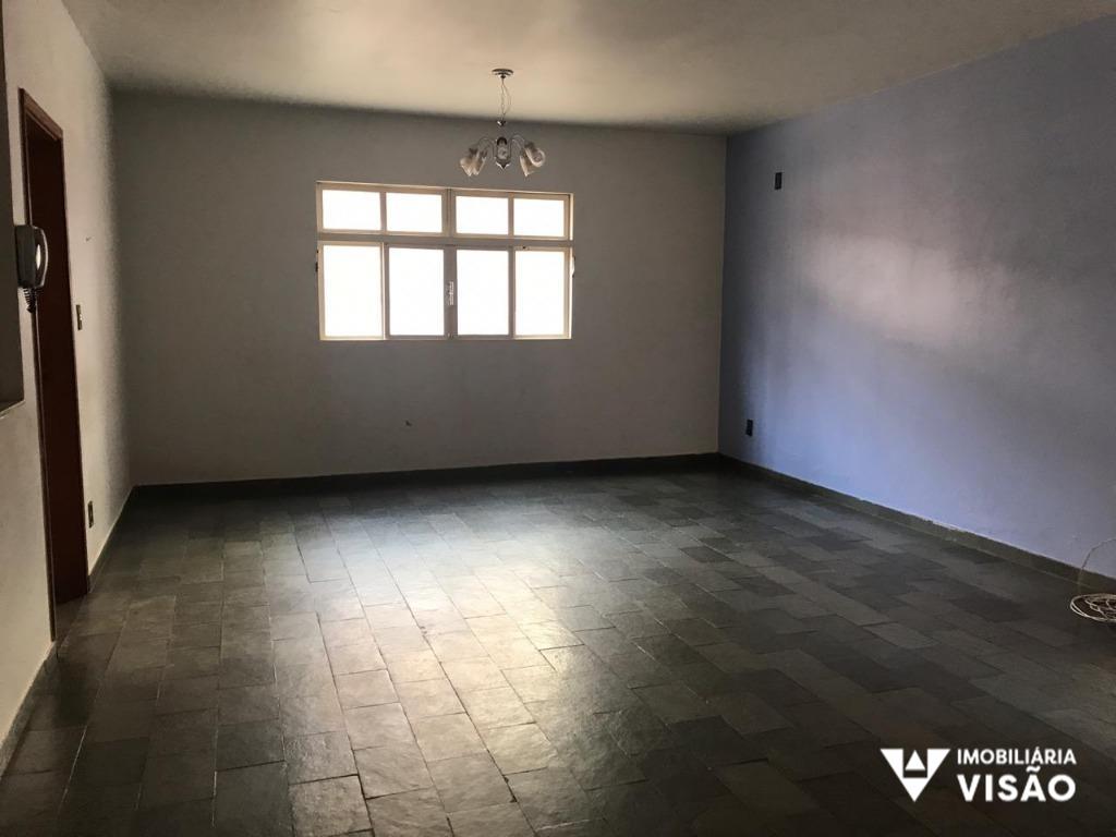 Casa à venda no Mercês: 