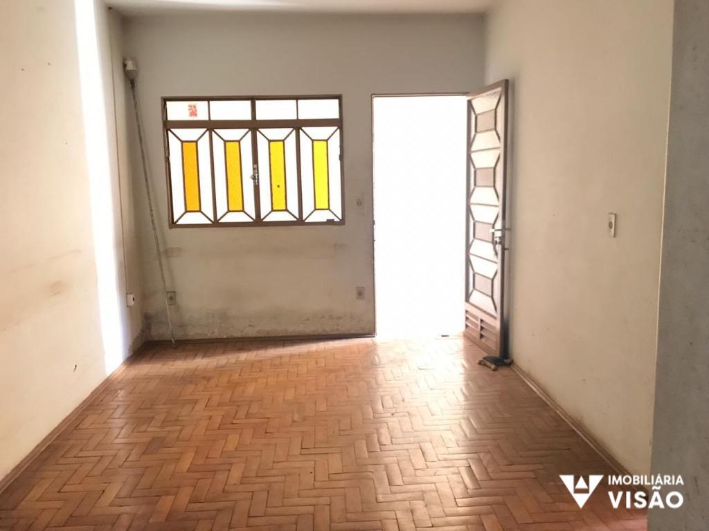 Casa à venda no Conjunto Treze de Maio: 