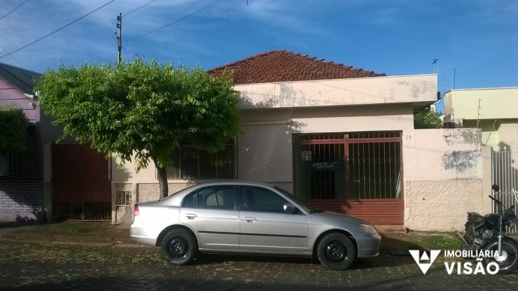 Casa à venda no Conjunto Frei Eugênio: 