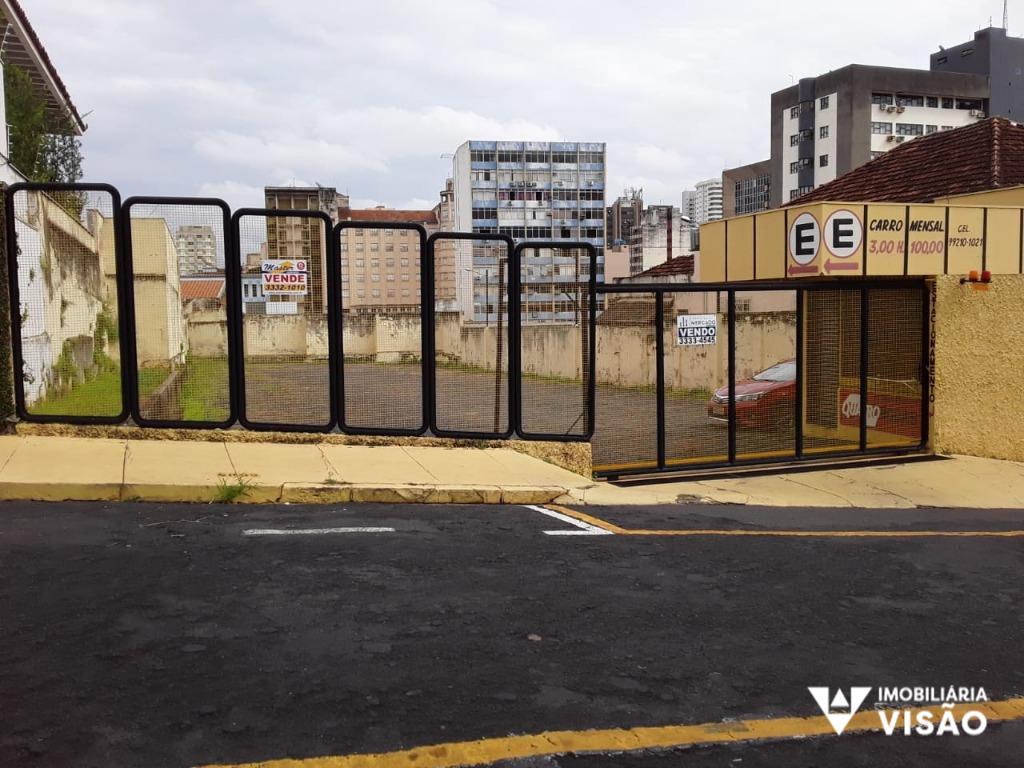 Terreno à venda no Centro: 