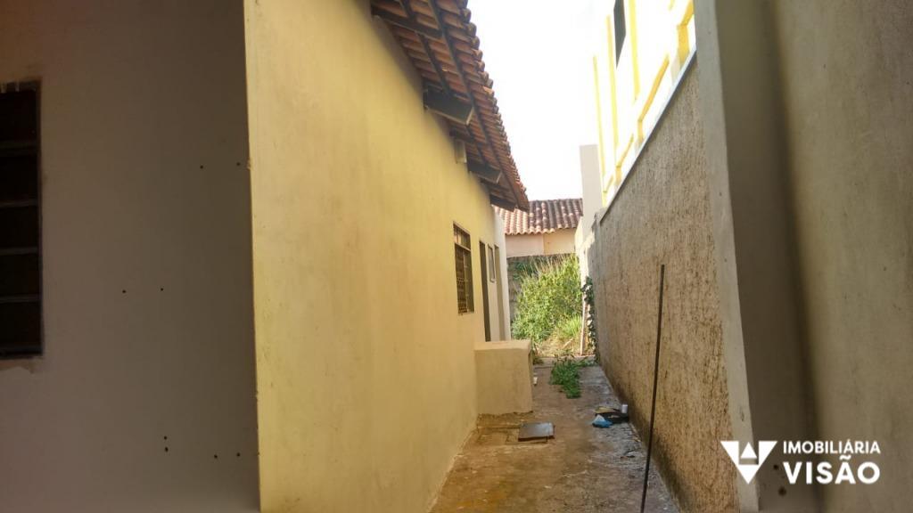 Casa à venda no JARDIM COPACABANA: 