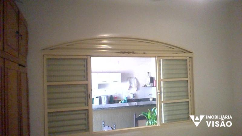 Casa à venda no Conjunto Frei Eugênio: 