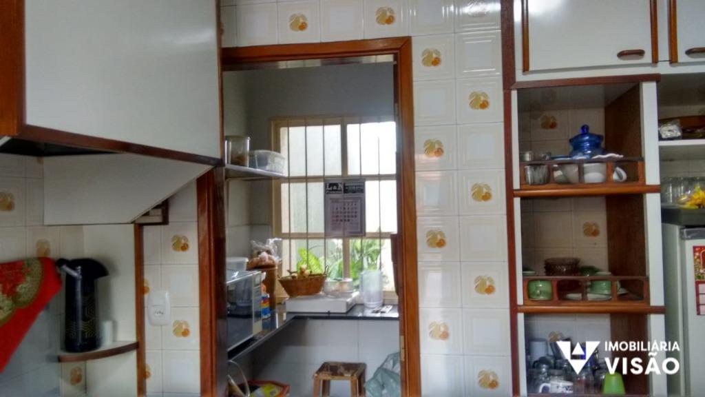 Casa à venda no Conjunto Frei Eugênio: 