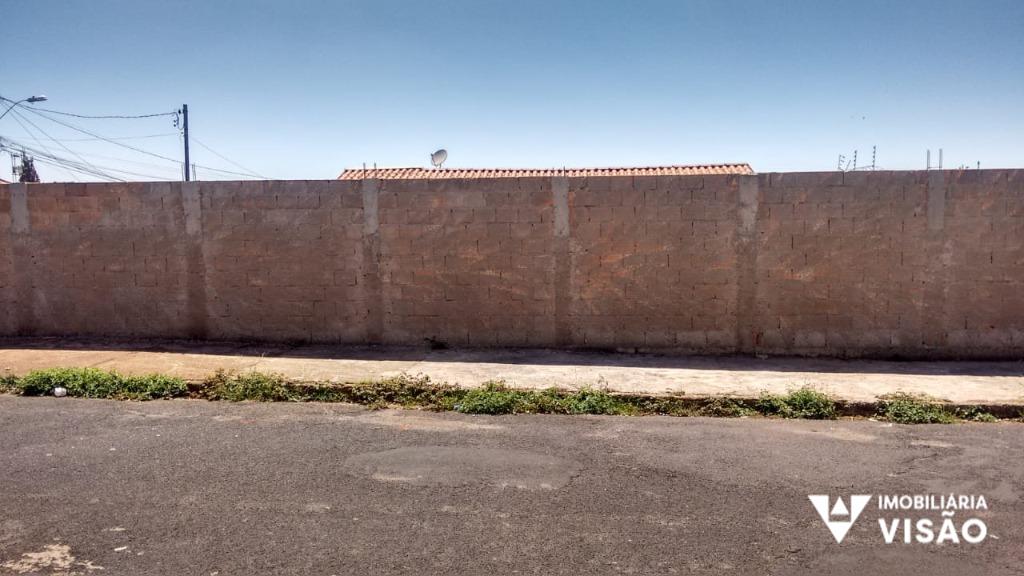 Terreno à venda no Oneida Mendes: 