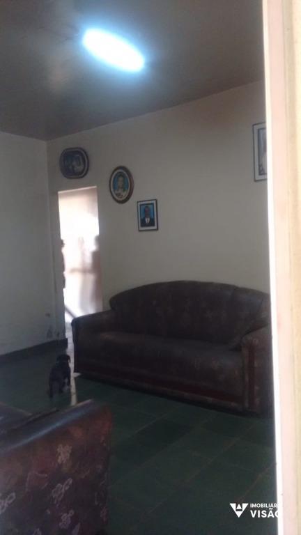 Casa à venda no Fabrício: 