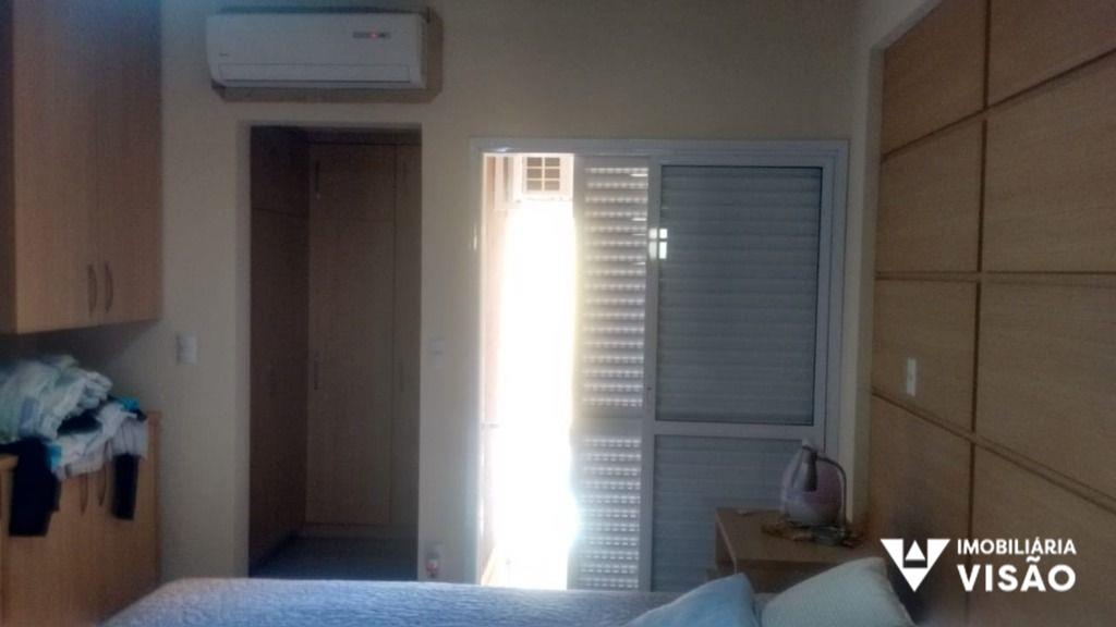 Apartamento à venda no Jardim Alexandre Campos: 