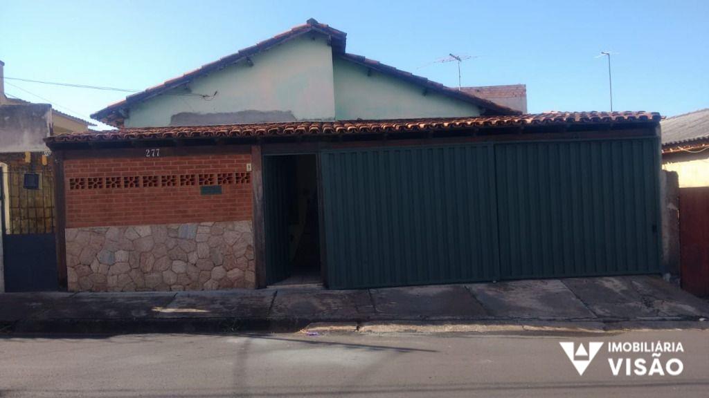 Casa à venda no Conjunto Costa Telles I: 
