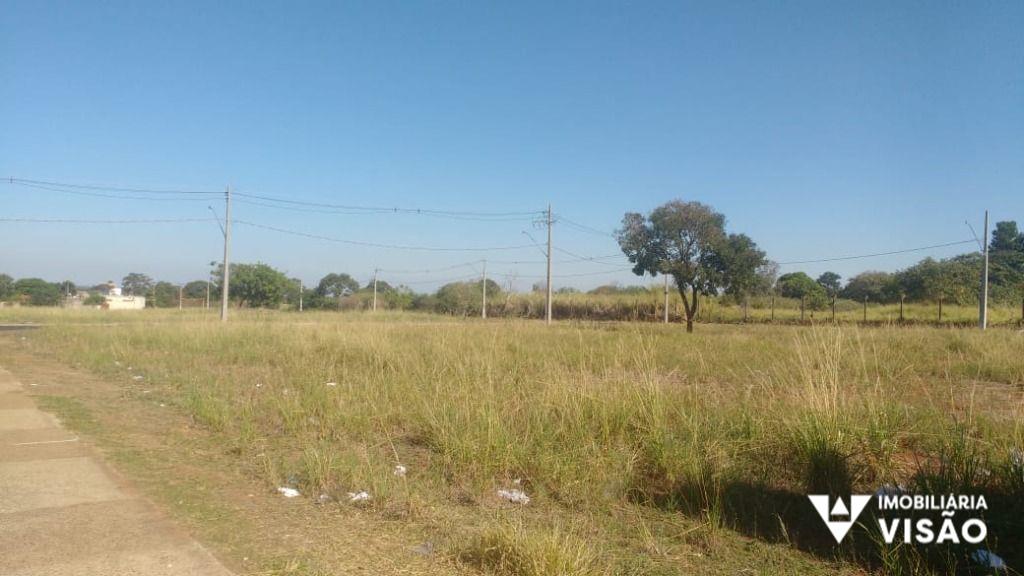 Terreno à venda no Parque das Gameleiras: 