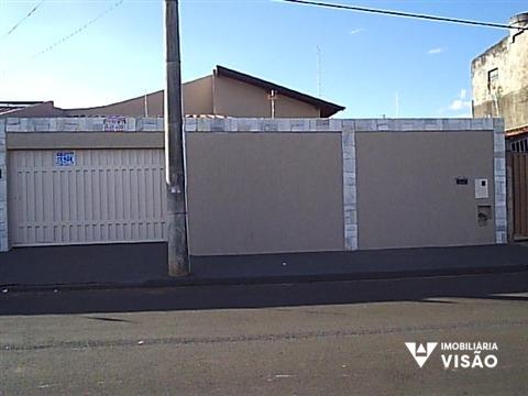 Casa à venda no Lourdes: 