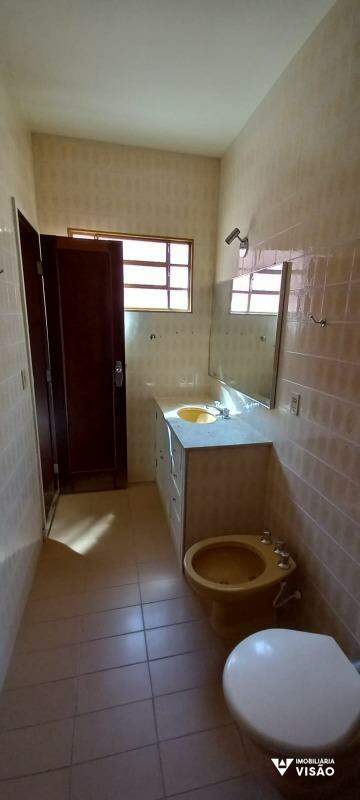 Casa para aluguel no Centro: 