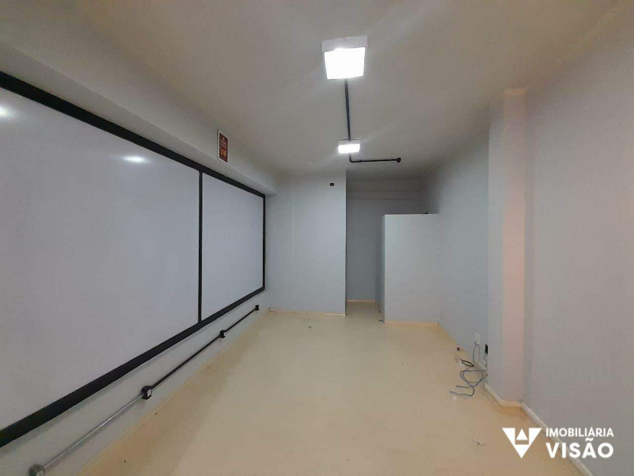 Sala para aluguel no Centro: 