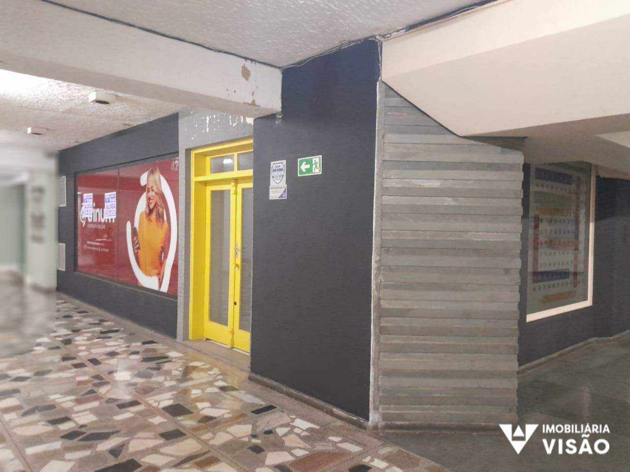 Sala para aluguel no Centro: 
