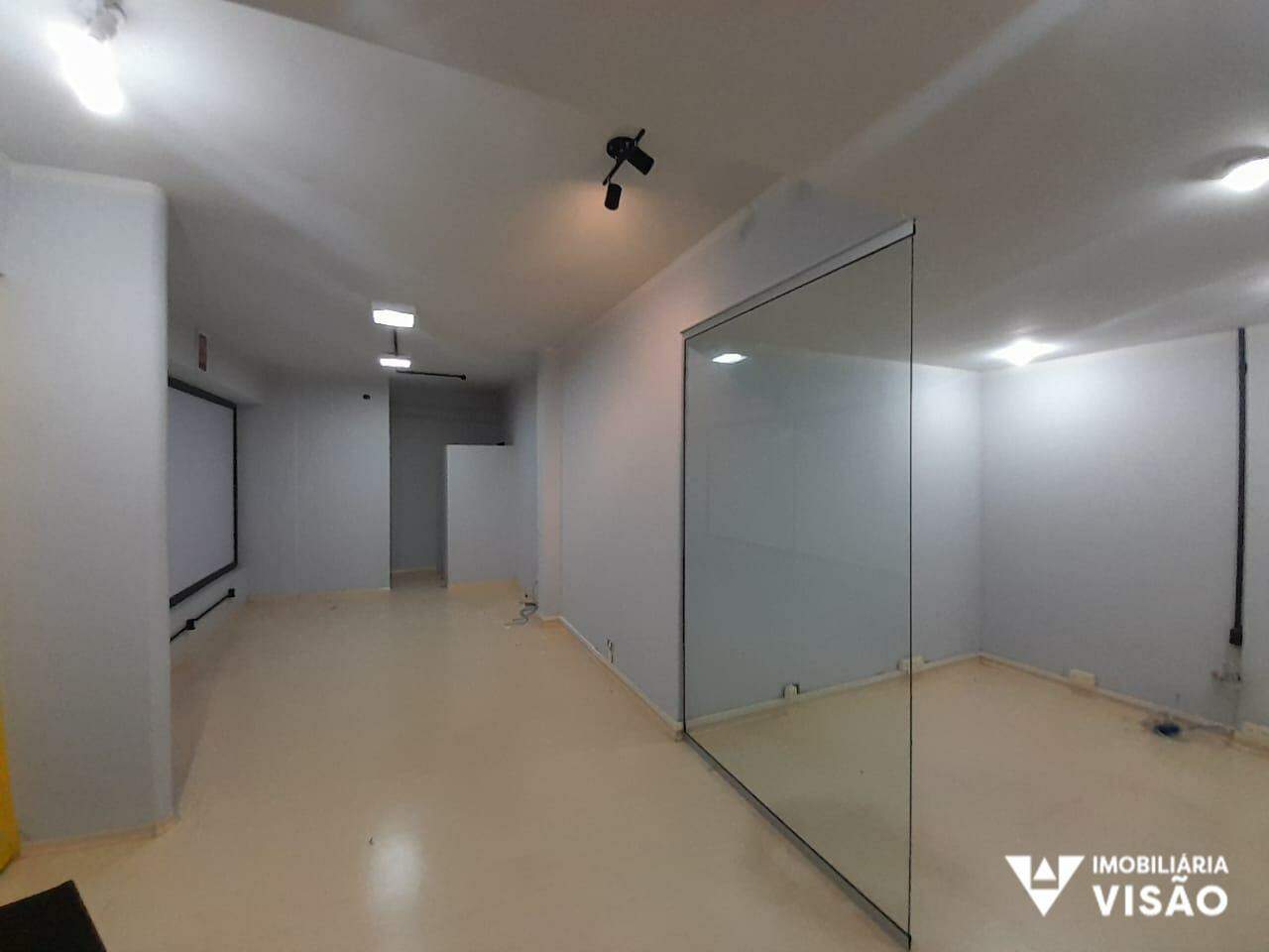 Sala para aluguel no Centro: 