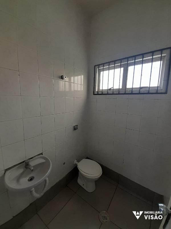 Ponto Comercial para aluguel no Mercês: 