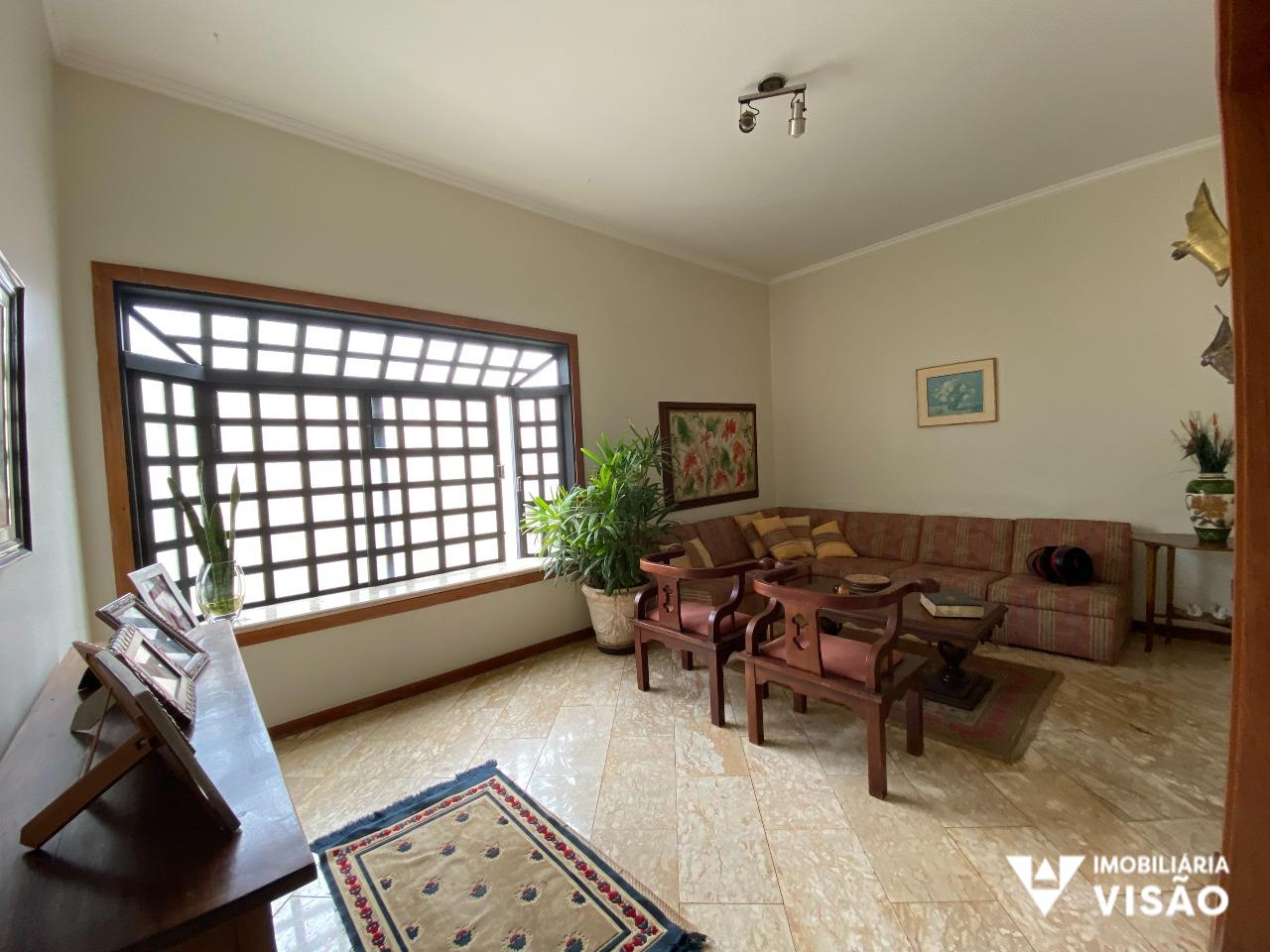 Casa à venda no Fabrício: 