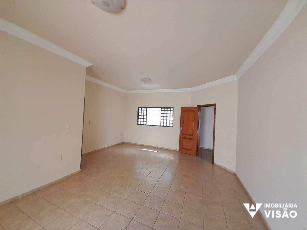 Casa para aluguel no Vila Olímpica: 