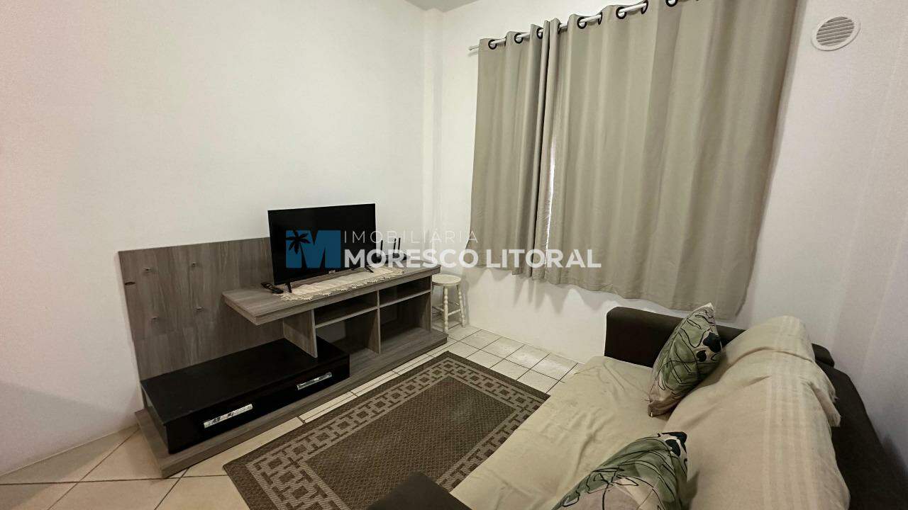 Apartamento para aluguel no Meia Praia: 