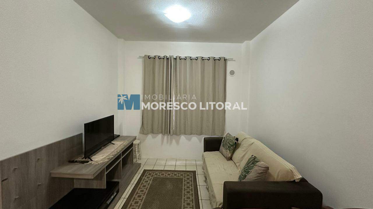 Apartamento para aluguel no Meia Praia: 