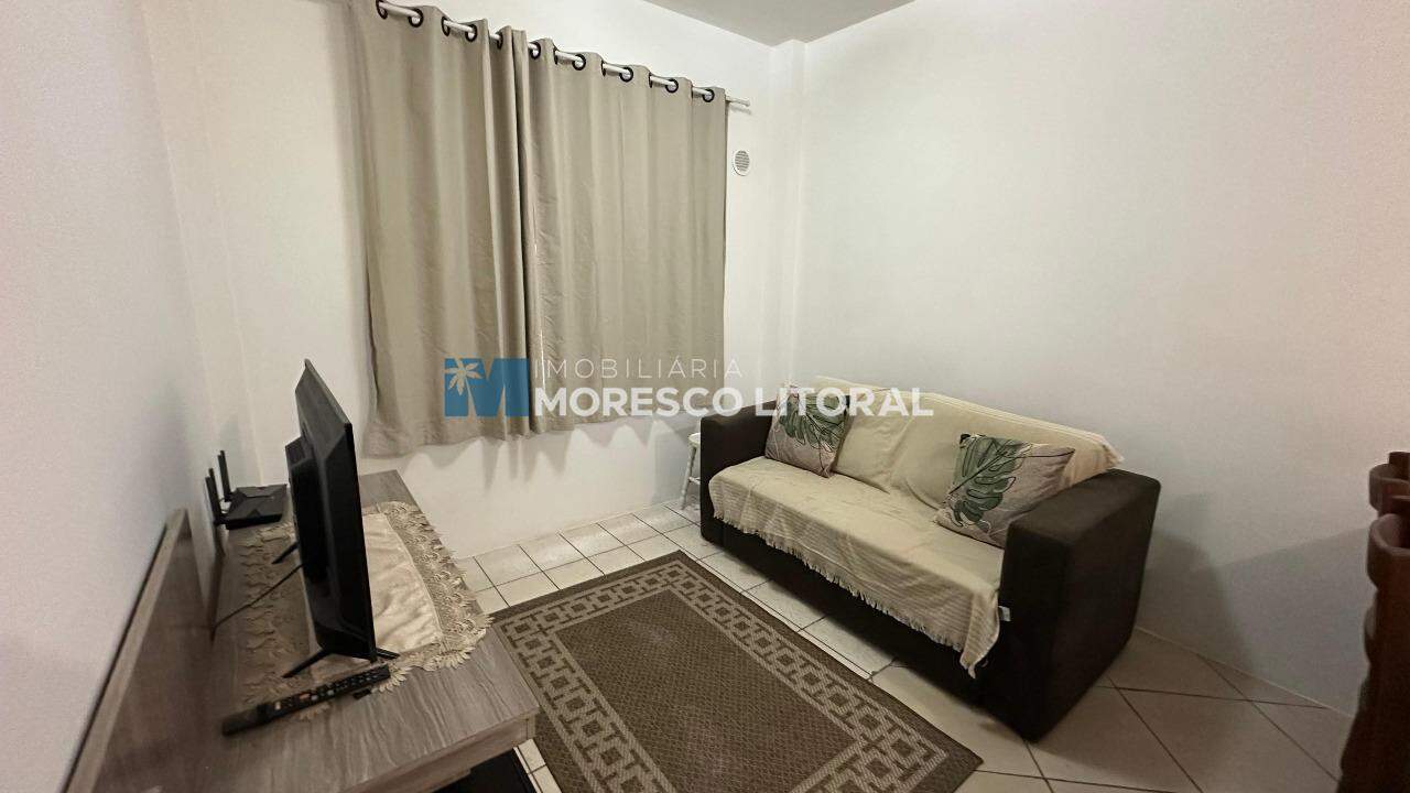 Apartamento para aluguel no Meia Praia: 