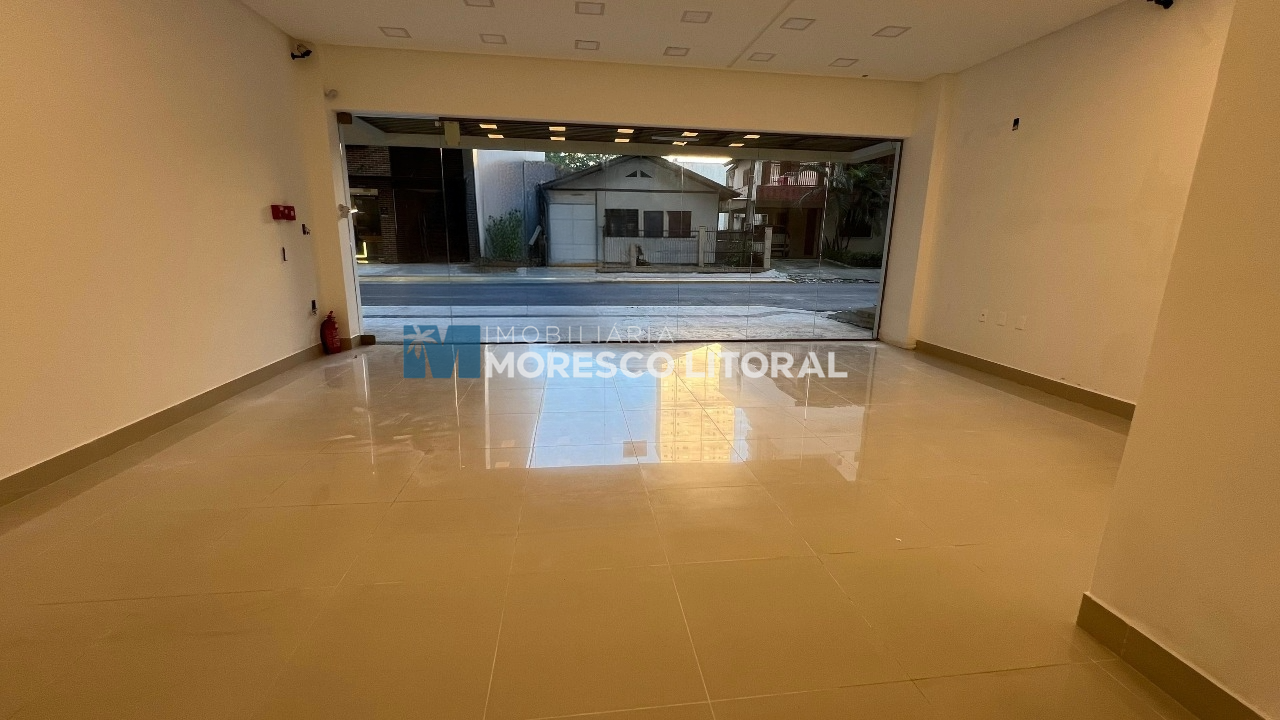 Sala Comercial para aluguel no Meia Praia: 