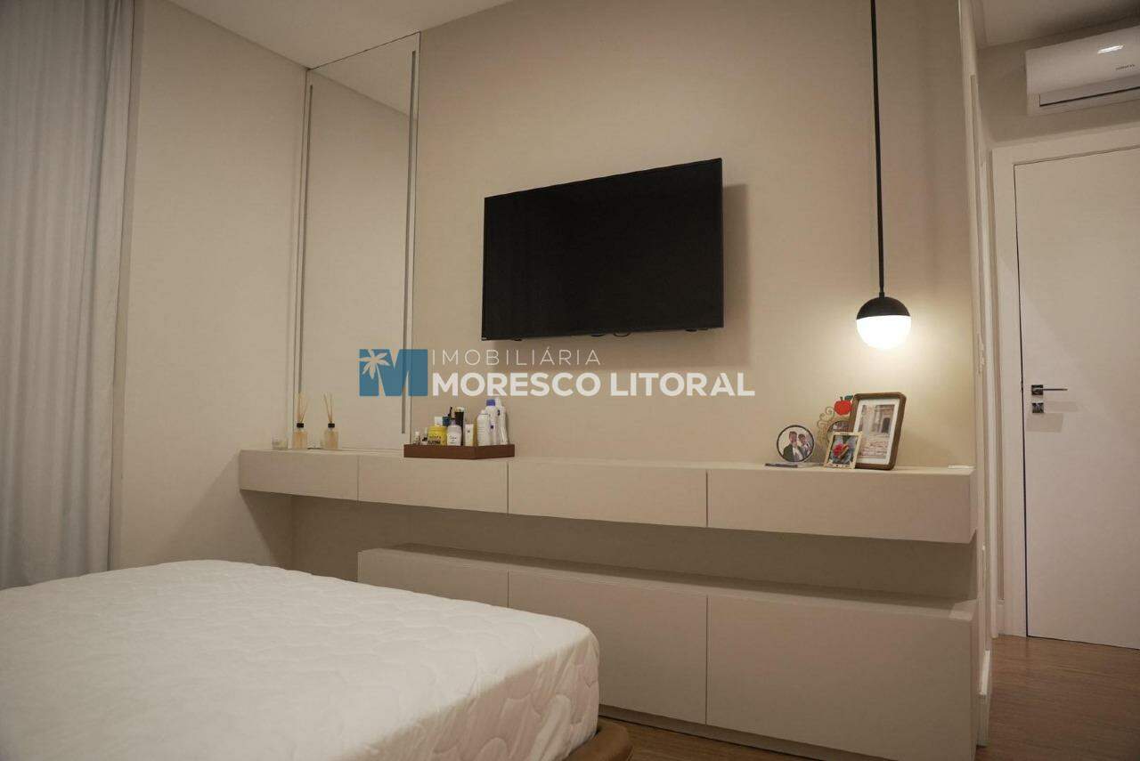 Apartamento à venda no Balneário Perequê: 