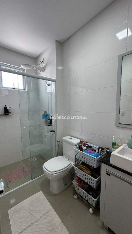 Apartamento à venda no Meia Praia: 