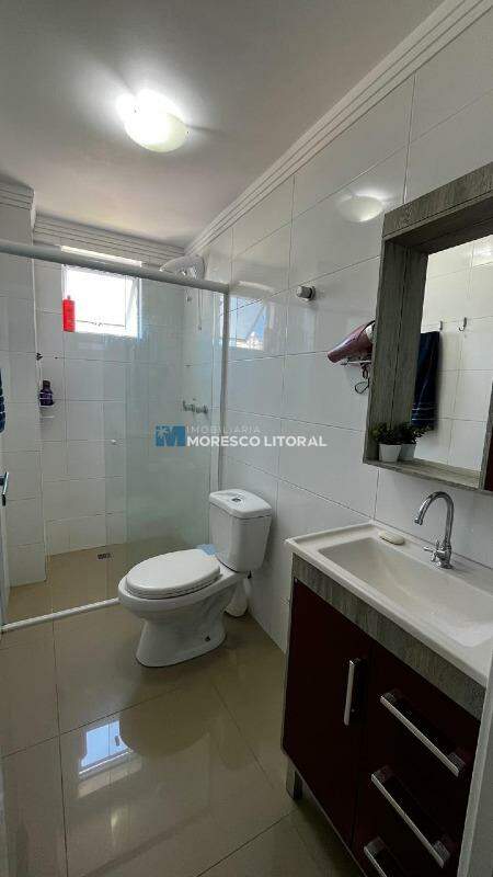 Apartamento à venda no Meia Praia: 