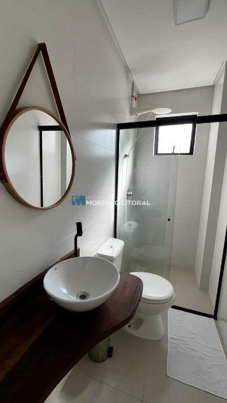 Apartamento à venda no Meia Praia: 