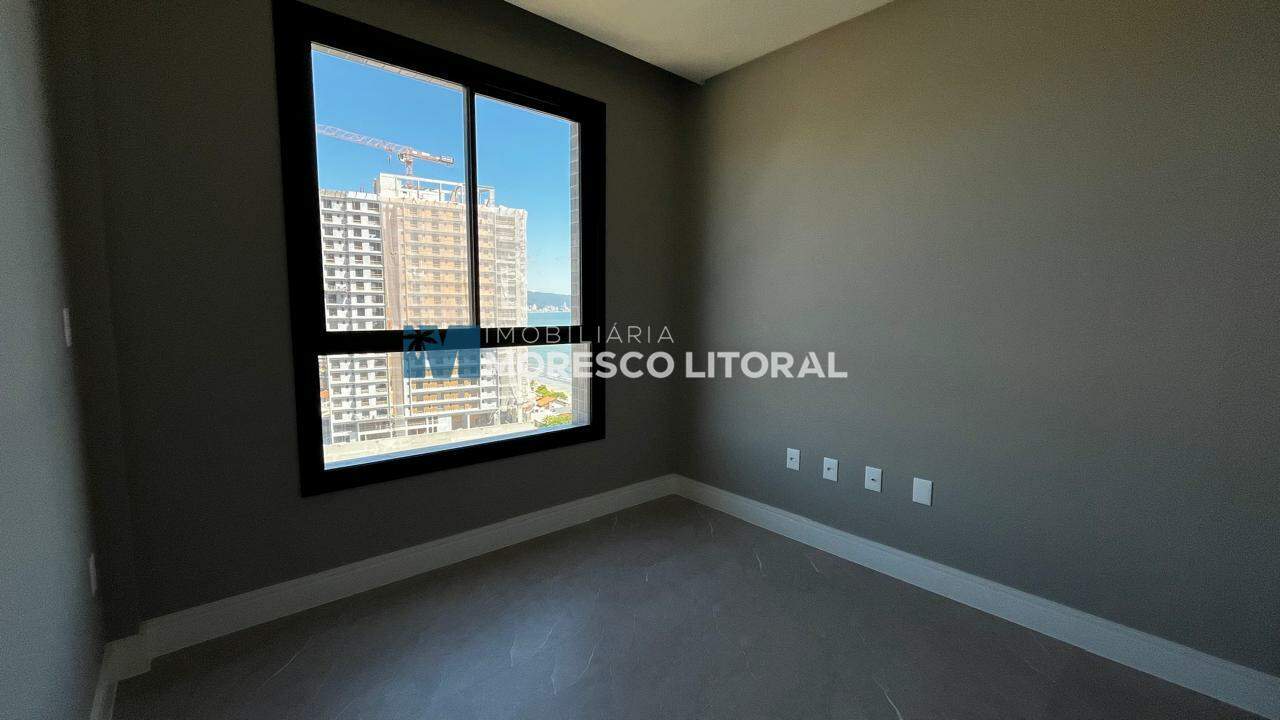 Apartamento à venda no Balneário Perequê: 